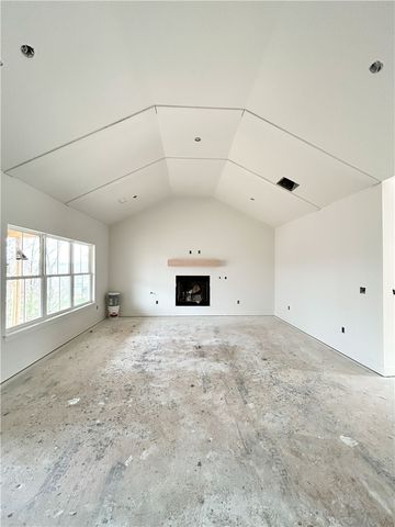 1 Ila Lane, Bella Vista, AR 72714