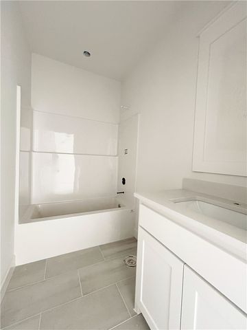 1 Ila Lane, Bella Vista, AR 72714