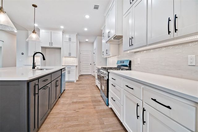 1 Ila Lane, Bella Vista, AR 72714