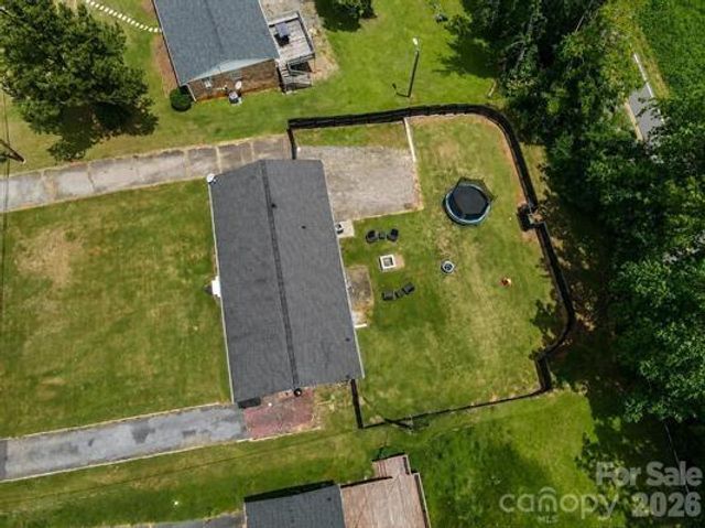 195 Stribling Circle, Spartanburg, SC 29301