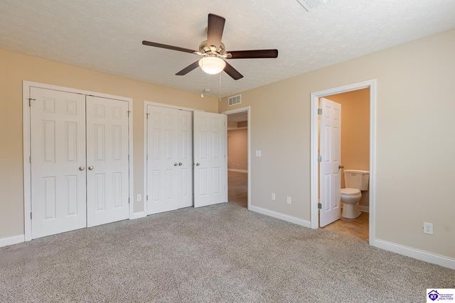 305 Breckinridge Circle, Vine Grove, KY 40175