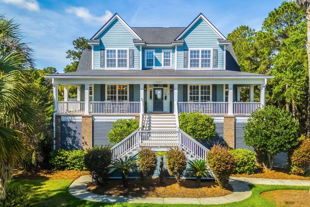 1327 Headquarters Plantation Drive, Johns Island, SC 29455