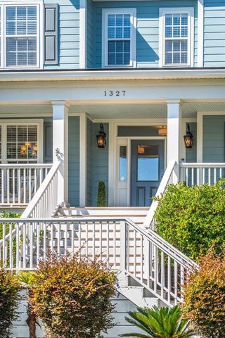 1327 Headquarters Plantation Drive, Johns Island, SC 29455