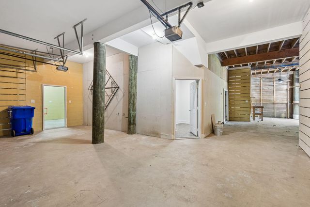1327 Headquarters Plantation Drive, Johns Island, SC 29455