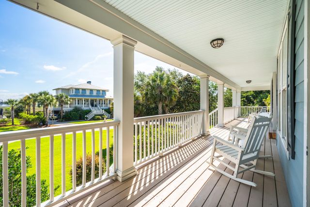 1327 Headquarters Plantation Drive, Johns Island, SC 29455