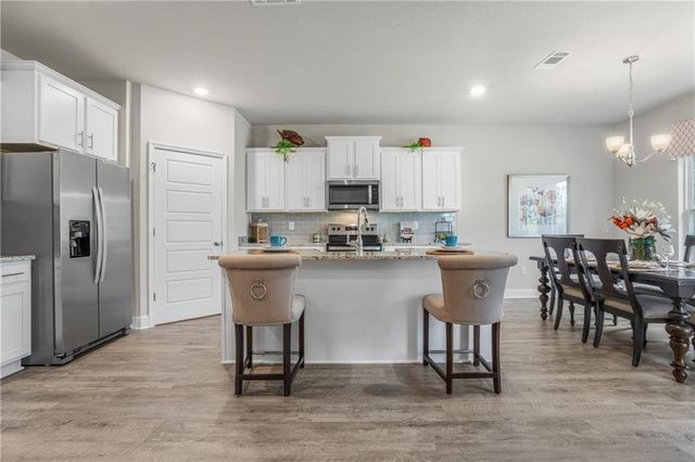 9761 Nadine Lane S, Mobile, AL 36695