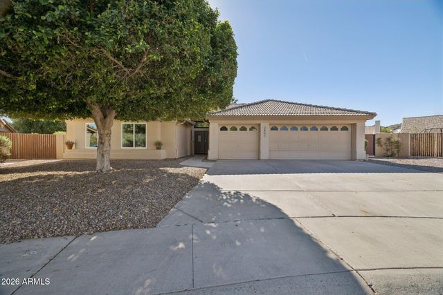 2451 E DRY CREEK Road, Phoenix, AZ 85048