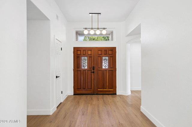 2451 E DRY CREEK Road, Phoenix, AZ 85048