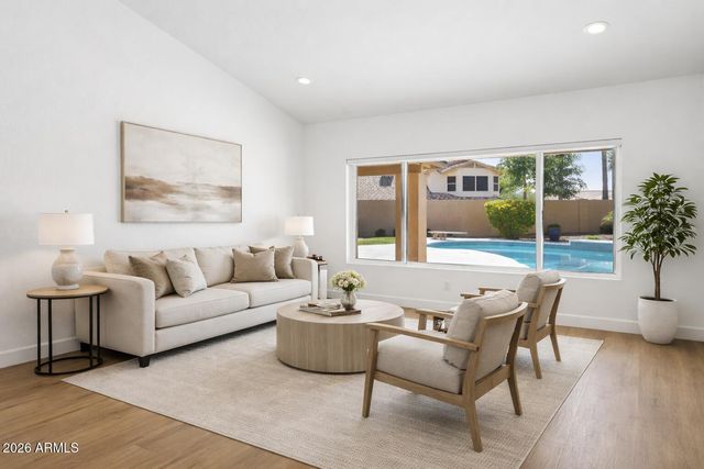 2451 E DRY CREEK Road, Phoenix, AZ 85048