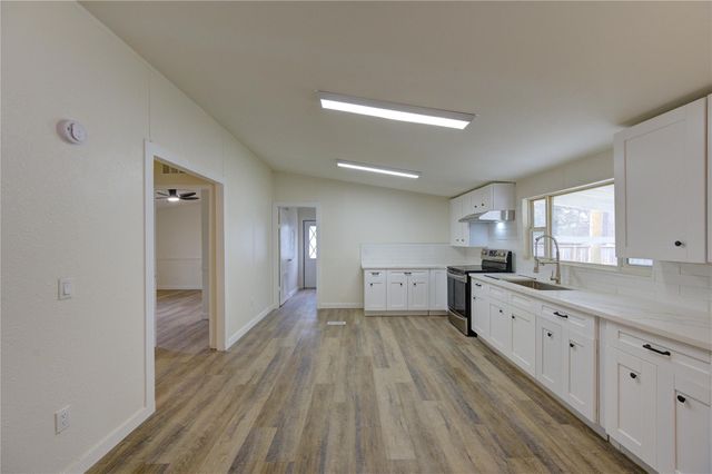 31302 W Timberloch Trail, Magnolia, TX 77355