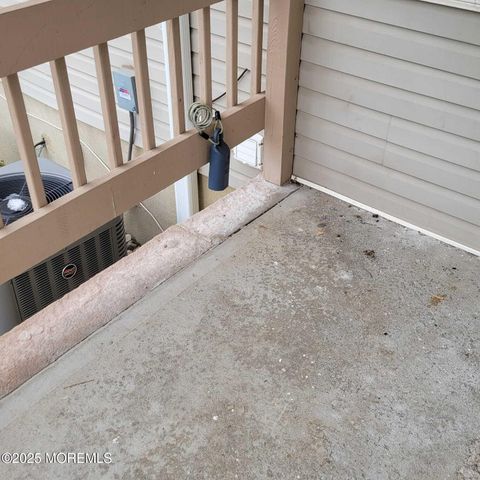 213 Main Street 4, Keansburg, NJ 07734