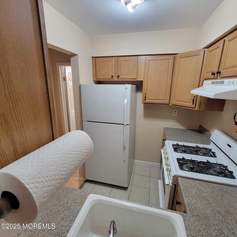 213 Main Street 4, Keansburg, NJ 07734