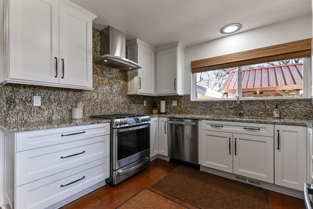 1203 Green Meadow Ct, Murphys, CA 95247