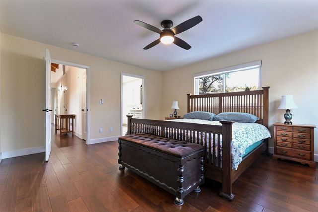 1203 Green Meadow Ct, Murphys, CA 95247