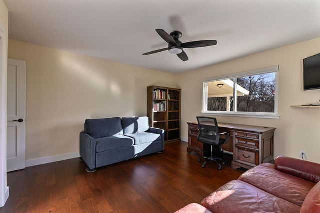 1203 Green Meadow Ct, Murphys, CA 95247