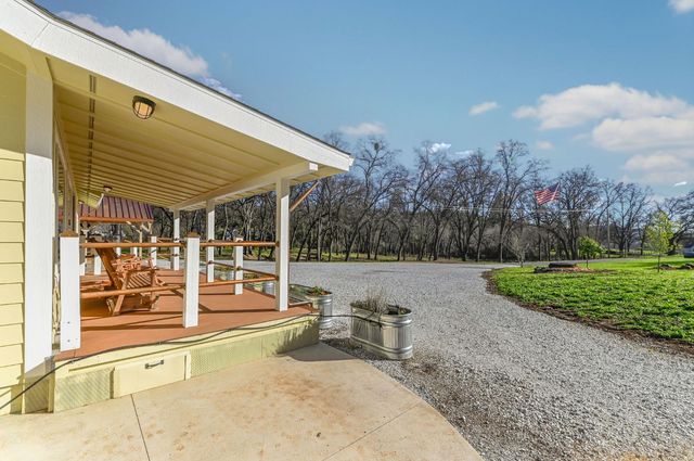 1203 Green Meadow Ct, Murphys, CA 95247