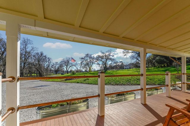 1203 Green Meadow Ct, Murphys, CA 95247