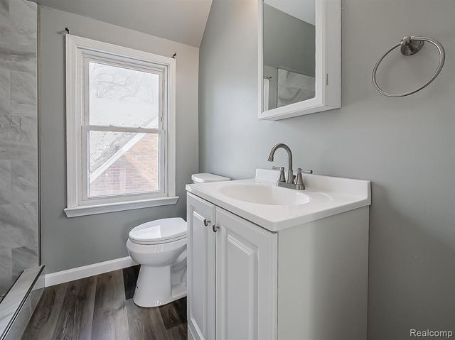 13 Mohawk Road, Pontiac, MI 48341