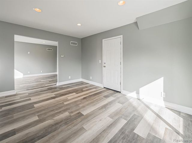 13 Mohawk Road, Pontiac, MI 48341