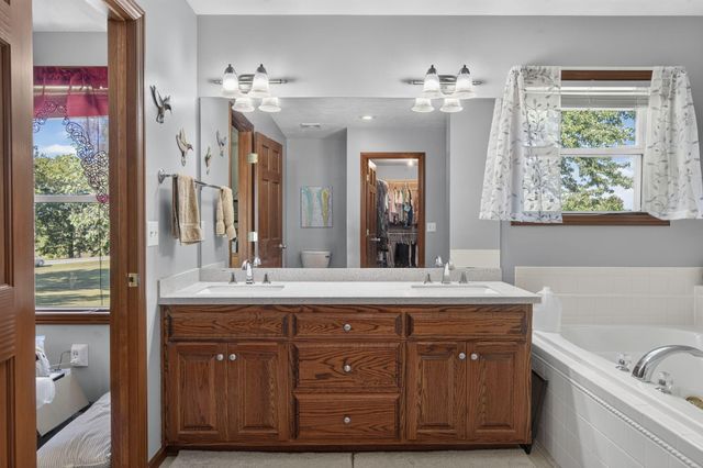327 Alice Place, Ozark, MO 65721