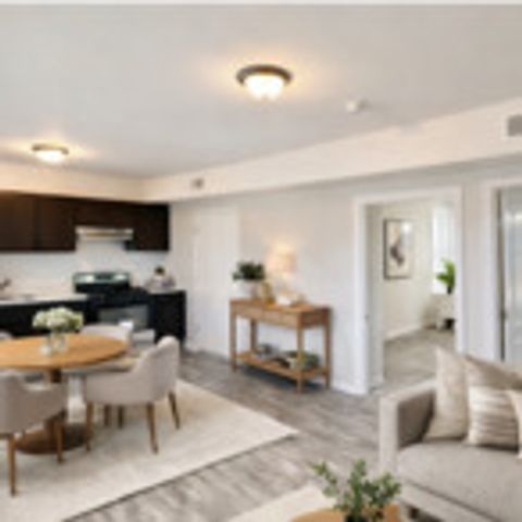1245 N Karlov Avenue 2, Chicago, IL 60651