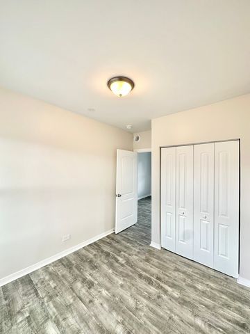 1245 N Karlov Avenue 2, Chicago, IL 60651