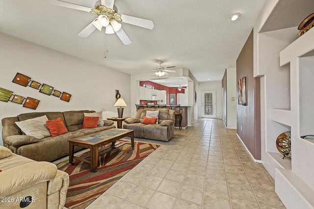 15726 W ARROWHEAD Drive, Surprise, AZ 85374