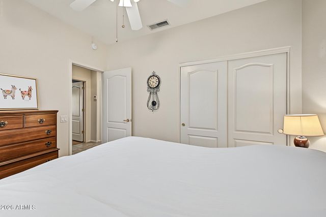 15726 W ARROWHEAD Drive, Surprise, AZ 85374