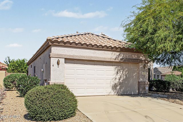 15726 W ARROWHEAD Drive, Surprise, AZ 85374