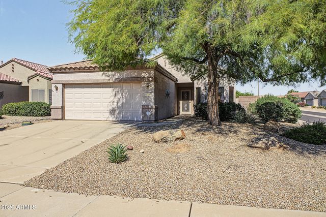 15726 W ARROWHEAD Drive, Surprise, AZ 85374
