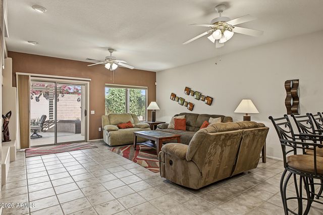 15726 W ARROWHEAD Drive, Surprise, AZ 85374