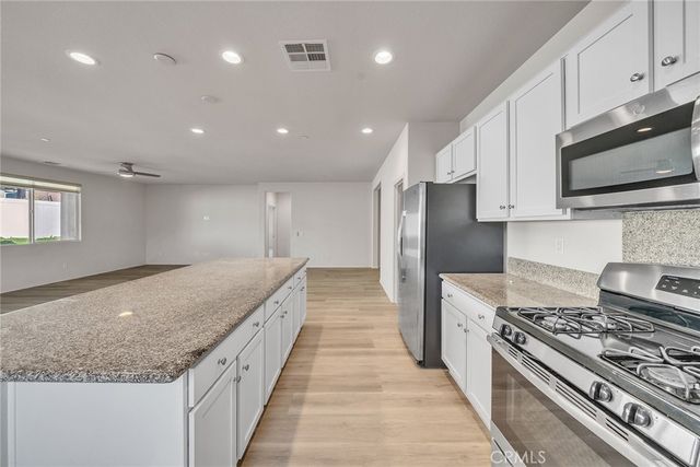 29202 Hackberry, Lake Elsinore, CA 92530