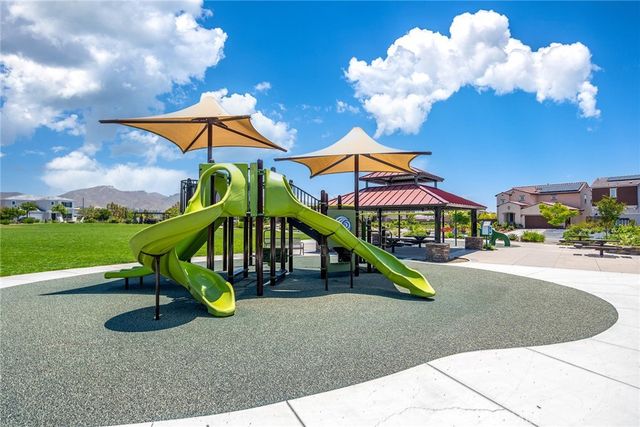 29202 Hackberry, Lake Elsinore, CA 92530