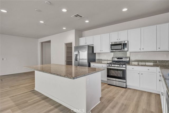 29202 Hackberry, Lake Elsinore, CA 92530