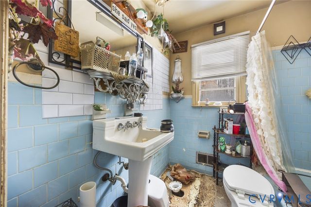 13220 The Glebe Ln, Charles City, VA 23030