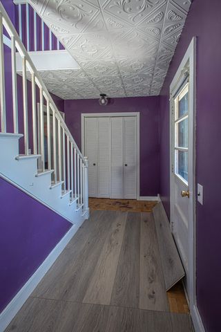 31 Goshen Road, Williamsburg, MA 01096