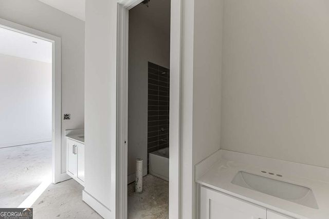 5410 Settingdown Road, Cumming, GA 30041