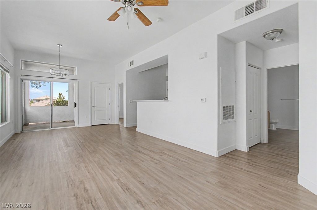 2305 West Horizon Ridge Parkway 3813, Henderson, NV 89052 — photo 4
