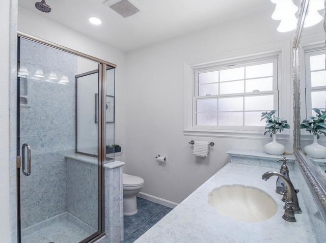 495 Arboleda Drive, Los Altos, CA 94024