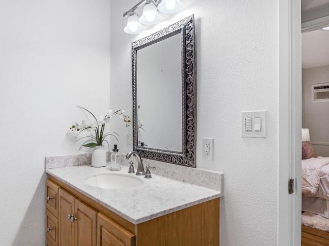 495 Arboleda Drive, Los Altos, CA 94024