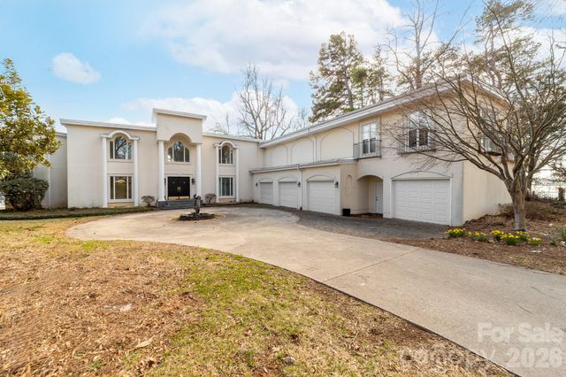 132 Clearwater Lane, Mooresville, NC 28117