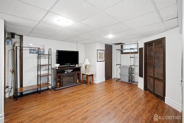 25 Dusko Drive, Parlin, NJ 08859