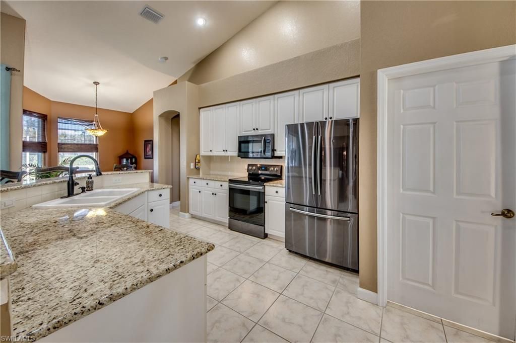 14008 Shimmering Lake CT, FORT MYERS, FL 33907 — photo 2