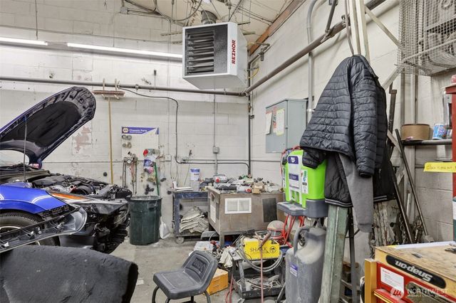 13036 Lake City Way NE, Lake City, WA 98125