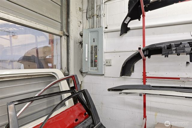 13036 Lake City Way NE, Lake City, WA 98125