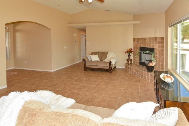 8169 Lassen Avenue, Hesperia, CA 92345