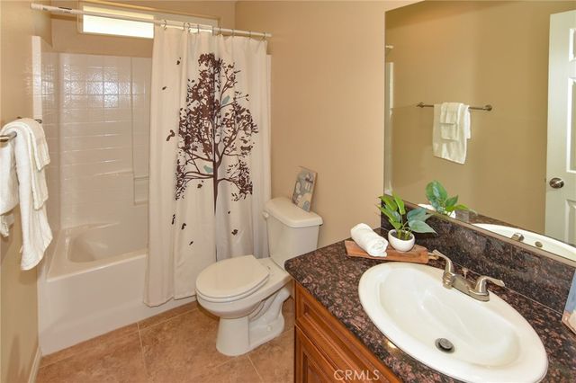 8169 Lassen Avenue, Hesperia, CA 92345