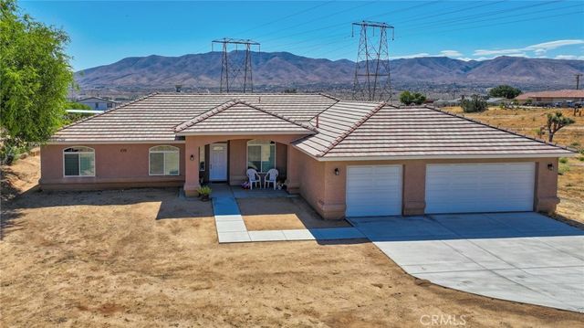 8169 Lassen Avenue, Hesperia, CA 92345