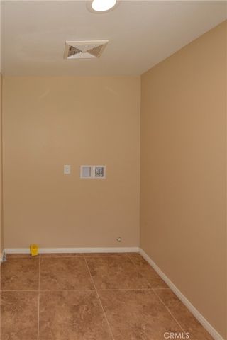 8169 Lassen Avenue, Hesperia, CA 92345