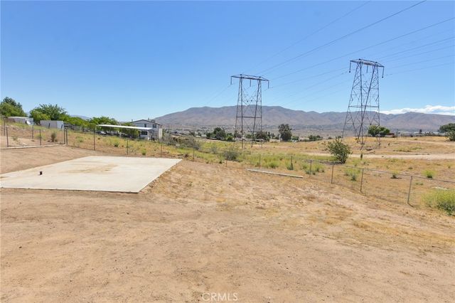 8169 Lassen Avenue, Hesperia, CA 92345